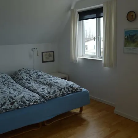 Bed And Birds * Skibby